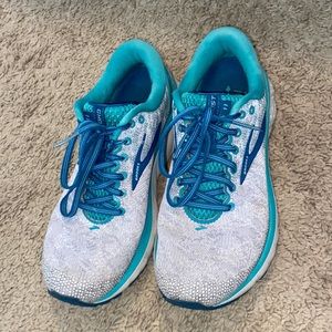 Brooks ghost 11